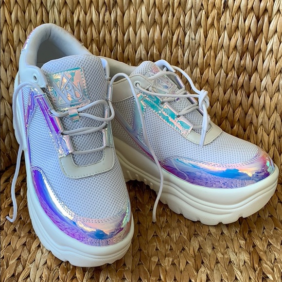 YRU Matrixx White Holographic Dad Sneakers - Picture 3 of 8